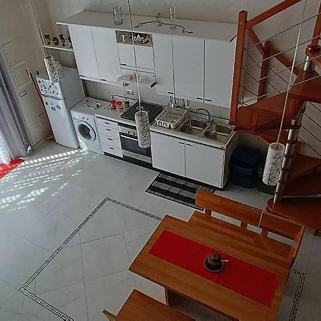 Casa Vacanza Raggio Di Sole Джовинаццо Экстерьер фото