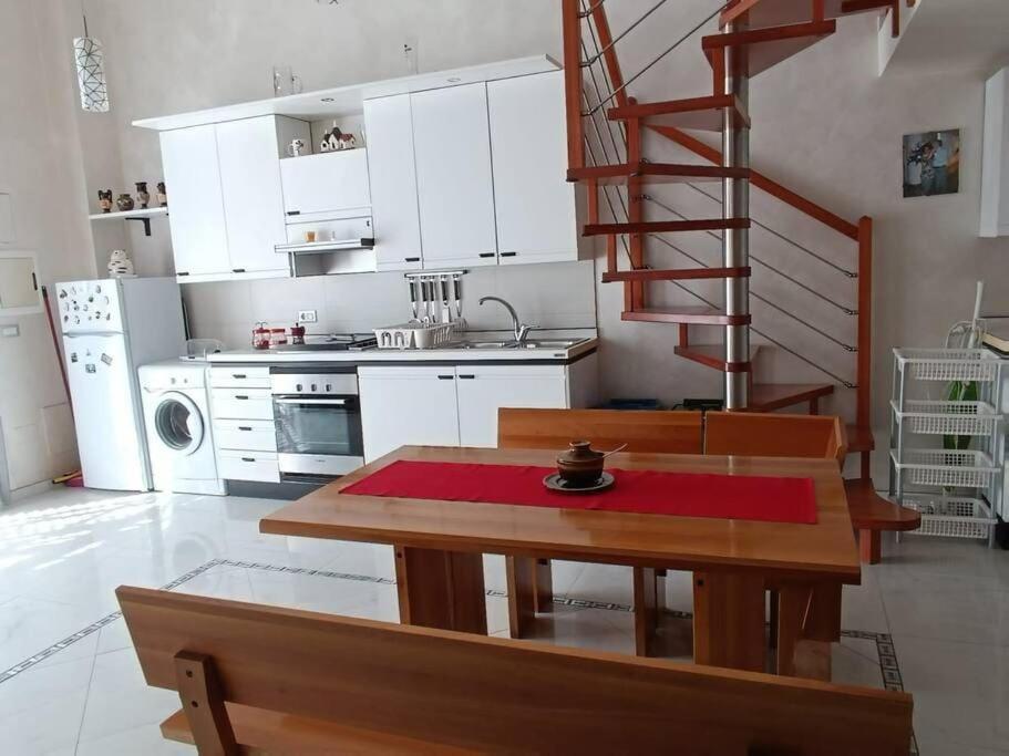 Casa Vacanza Raggio Di Sole Джовинаццо Экстерьер фото