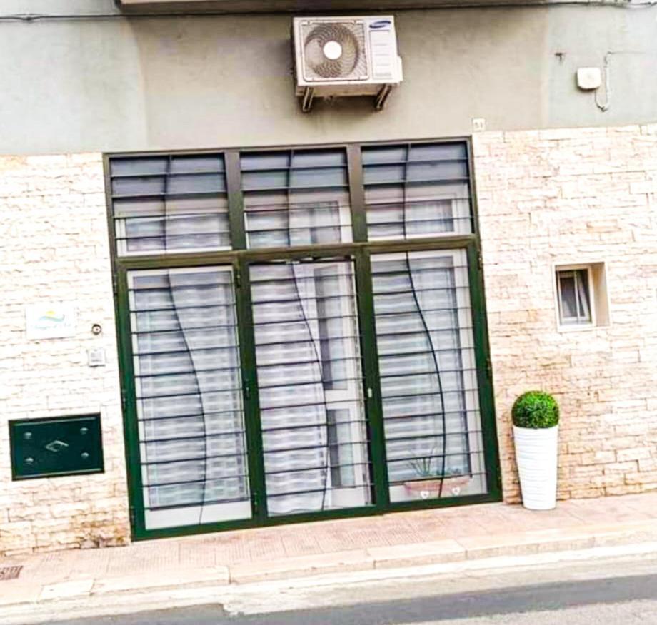 Casa Vacanza Raggio Di Sole Джовинаццо Экстерьер фото