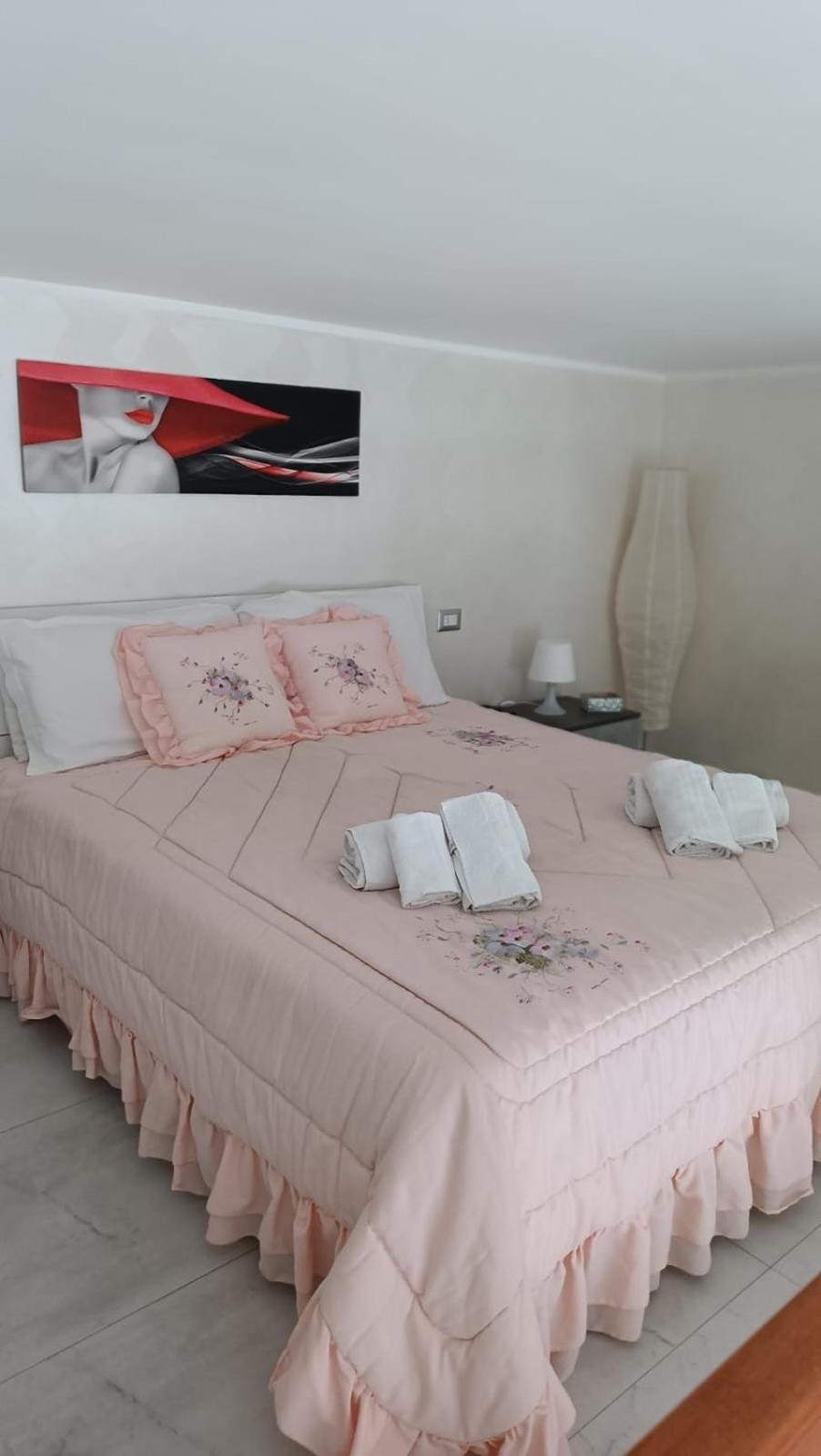 Casa Vacanza Raggio Di Sole Джовинаццо Экстерьер фото